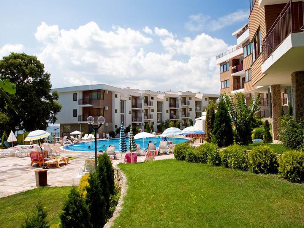 Gt Messambria Fort Beach Apartments Sveti Vlas Exterior foto