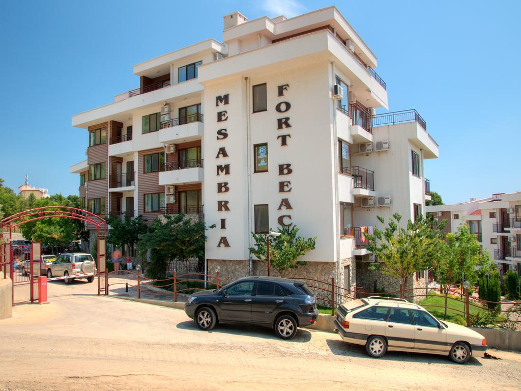 Gt Messambria Fort Beach Apartments Sveti Vlas Exterior foto